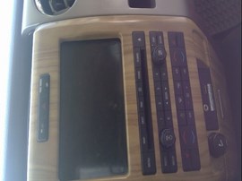 2011 FORD F150, WHITE, LARIAT, CREW, 5.0, 4X4, AT,   F25104